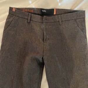 Mid rise Notify brown herringbone trouser